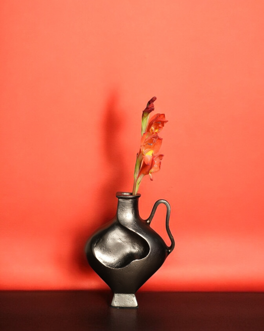 Genie Vase