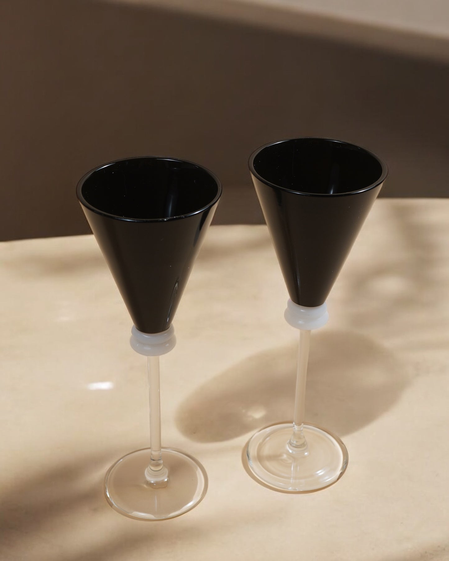 Monoch Glass Set
