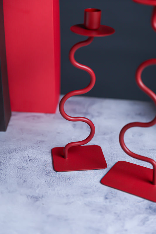 Handcrafted Red Zig-Zag Metal Candle Stand (Set of 2)