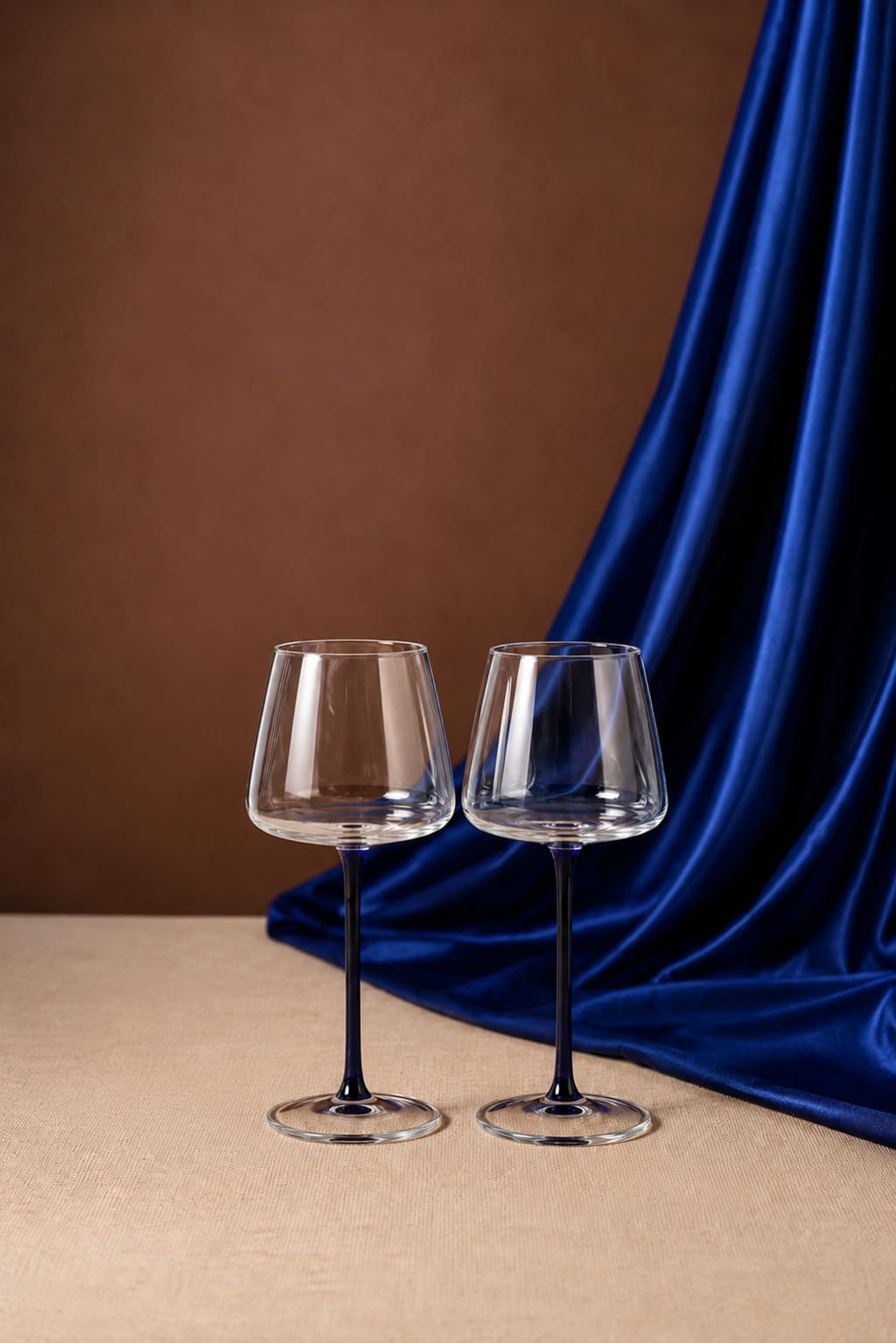 Ice Vein Decanter Set (1 Decanter + 2 wine glasses)