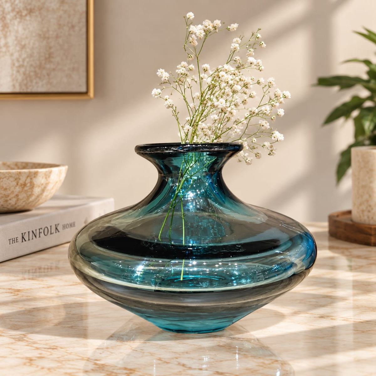 Lumière Sculptural Vase